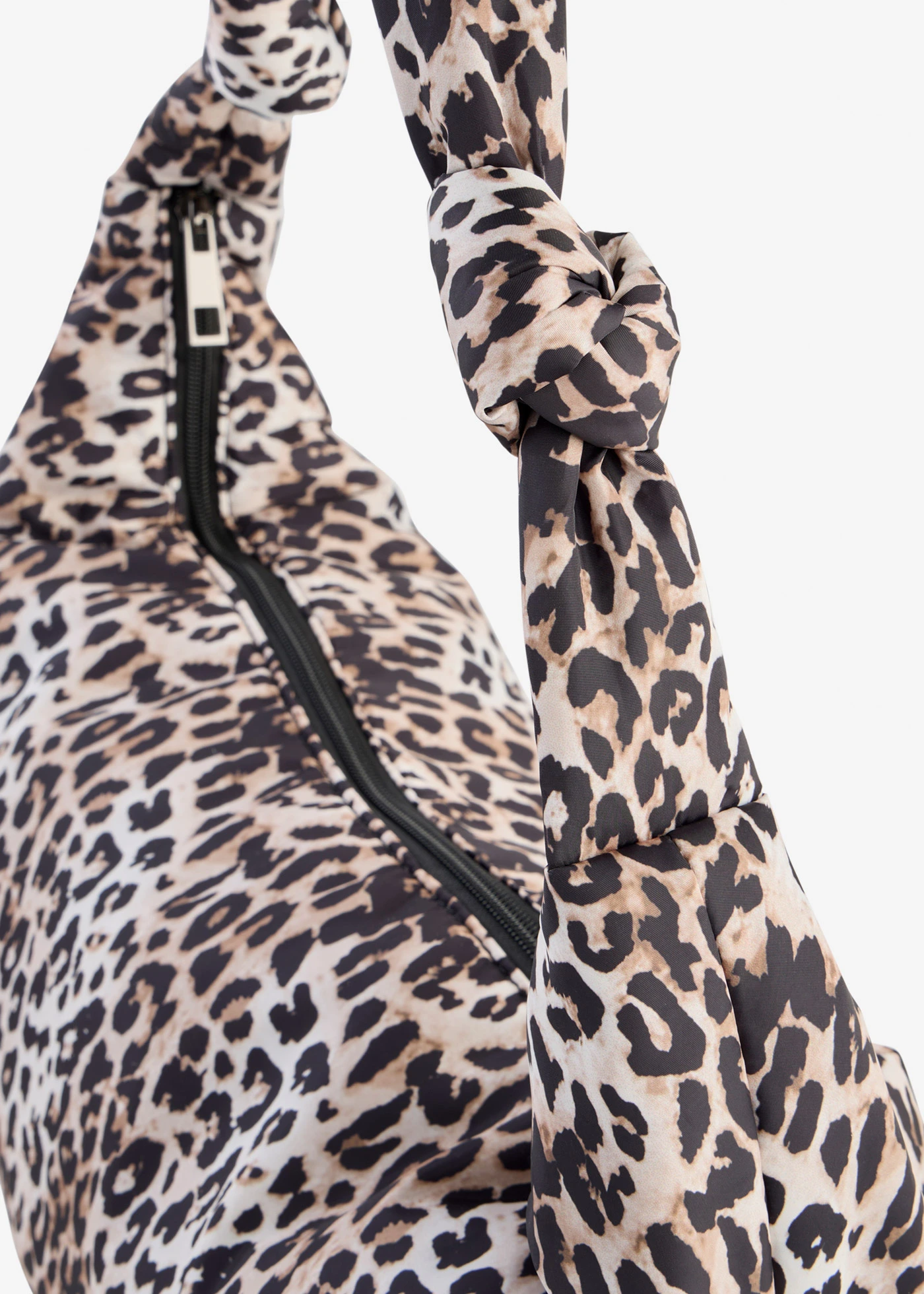 Sac à bandoulière et imprimé léopard • sable clair-noir-beige naturel léopard • Boutique bonprix