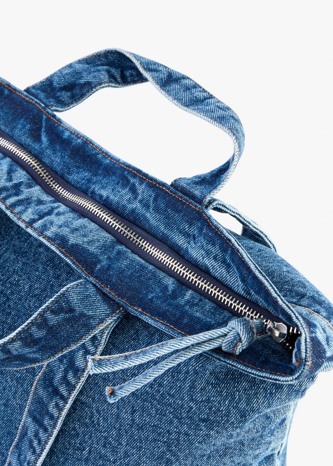 Denim shopper • lichtblauw denim • bonprix online shop