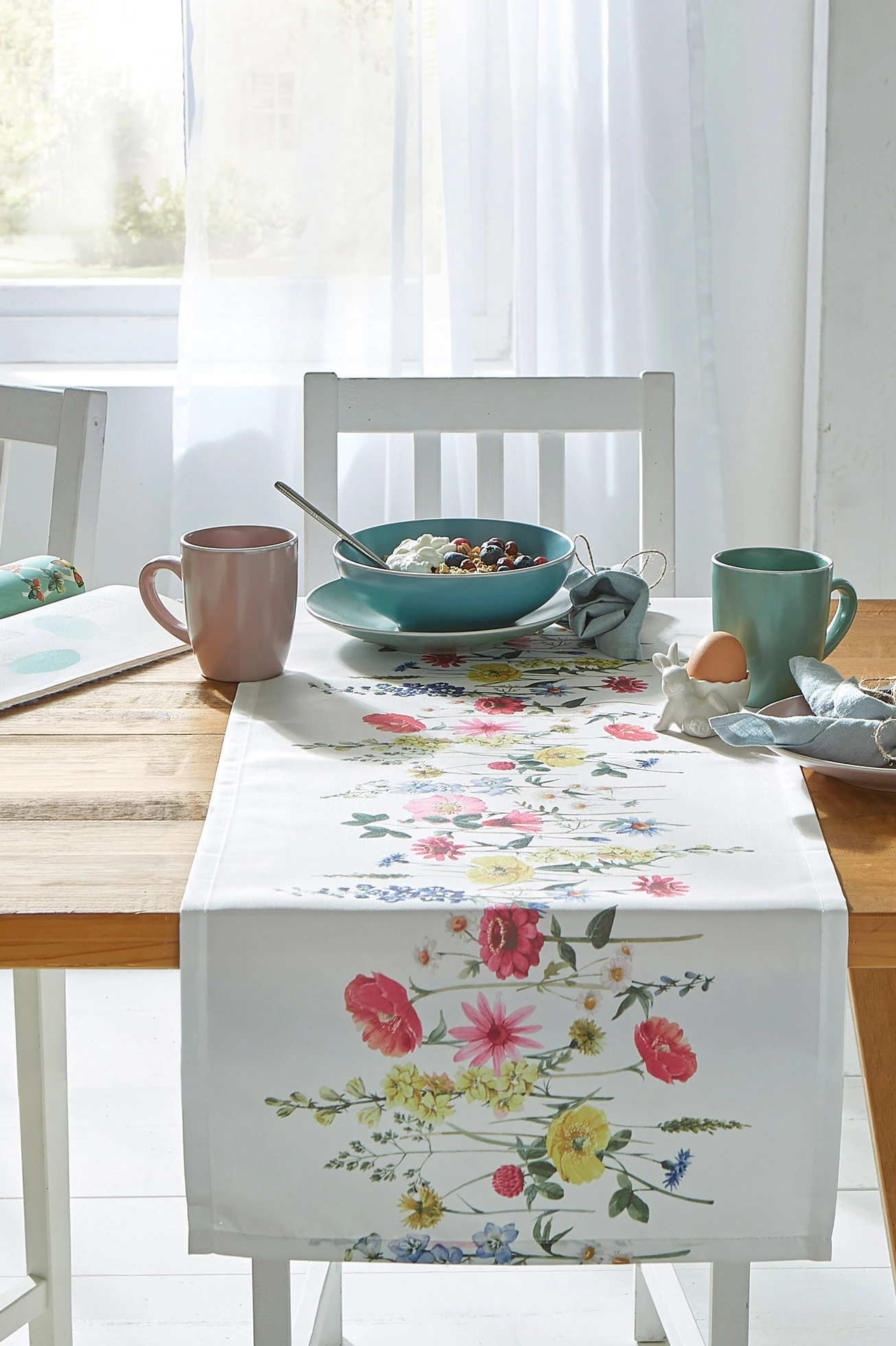 Chemin de table à imprimé floral • multicolore blanc • Boutique bonprix