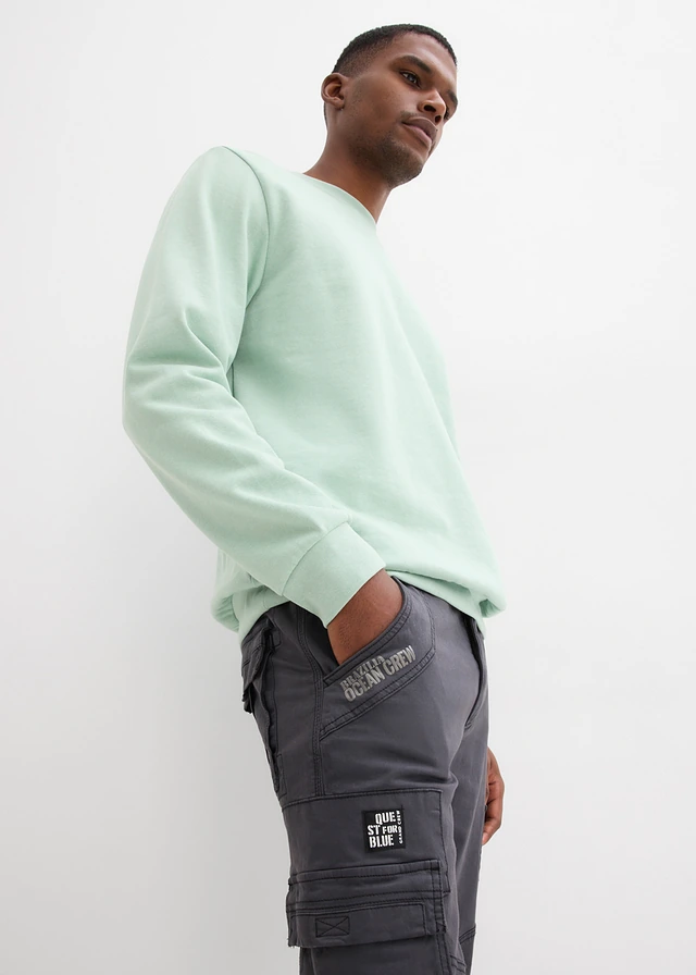 Bermude lungi cu buzunare cargo, Regular Fit • gri, cu imprimeu • magazin bonprix