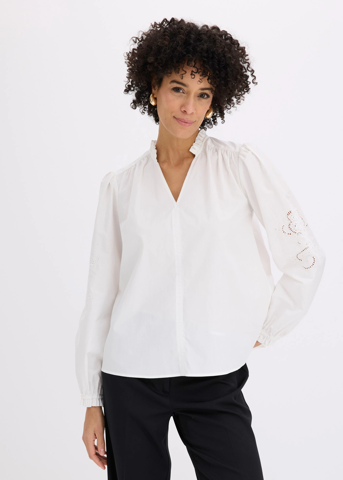 Tunique en coton à broderie ajourée • ecru • Boutique bonprix