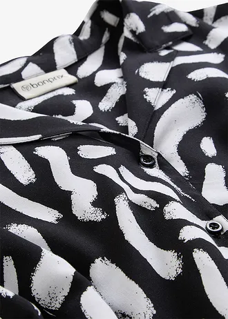Overhemdblouse van soepele viscose • zwart-wit grafische print • bonprix online shop