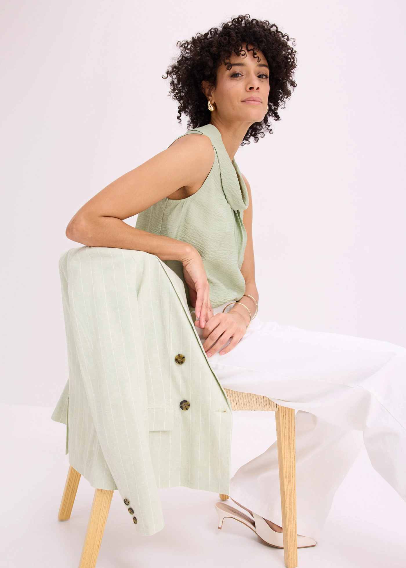 Blouse sans manches • vert pâle • Boutique bonprix