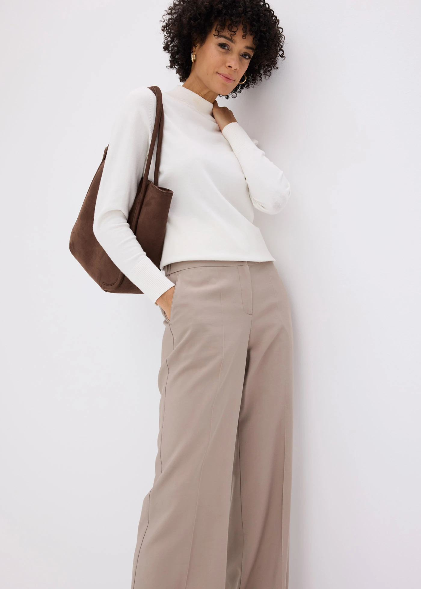 Pantalon large et léger à pinces • taupe • Boutique bonprix