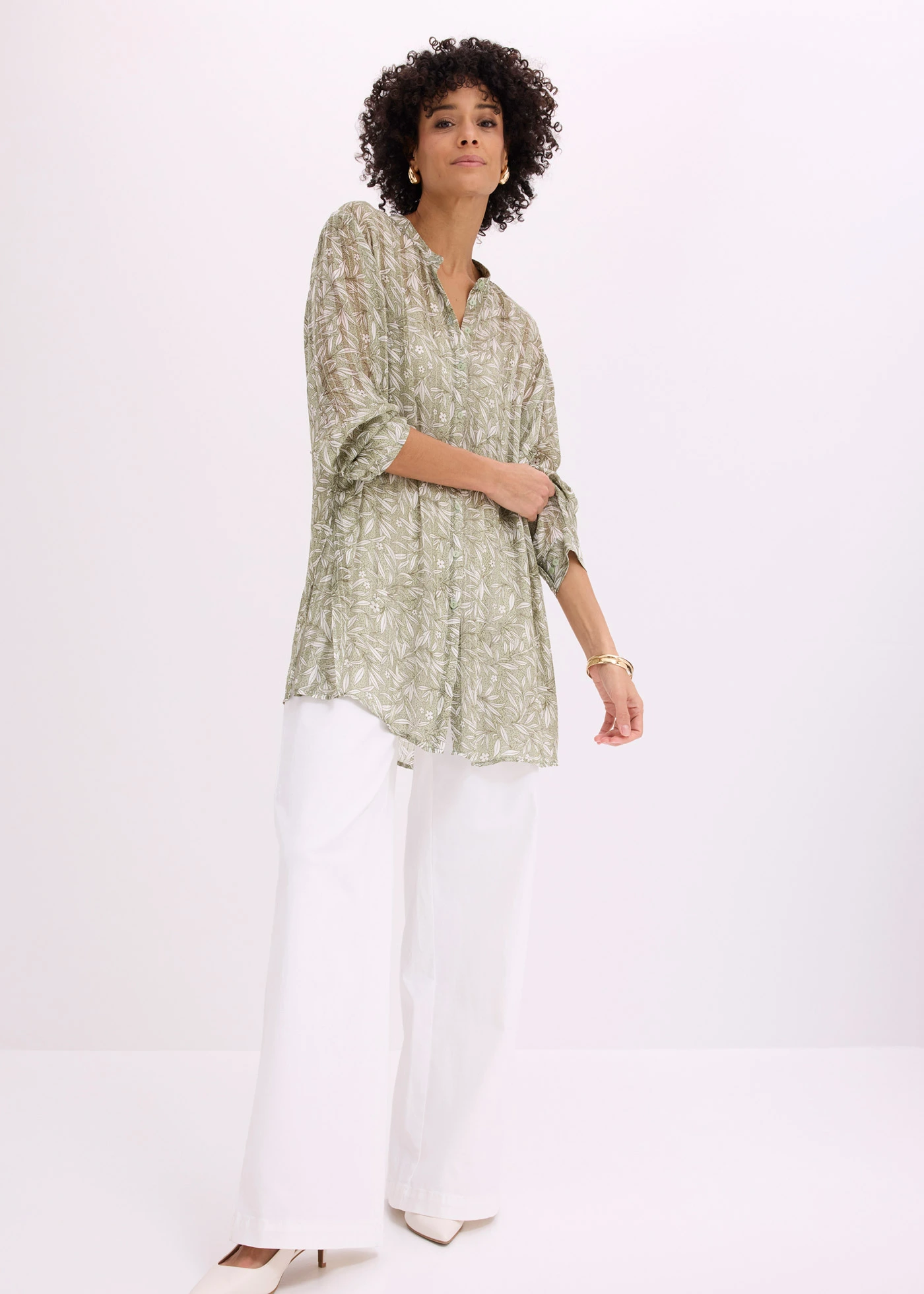 Chemisier long en mousseline • vert pâle floral • Boutique bonprix