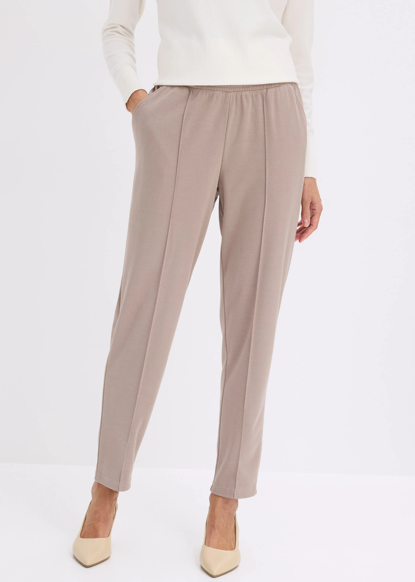 Pantalon élastiqué avec nervures devant • taupe • Boutique bonprix