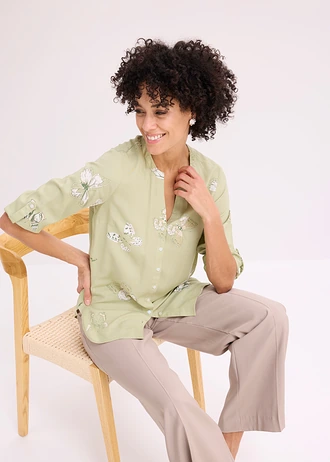 Viscose blouse met print • lichtgroen • bonprix online shop