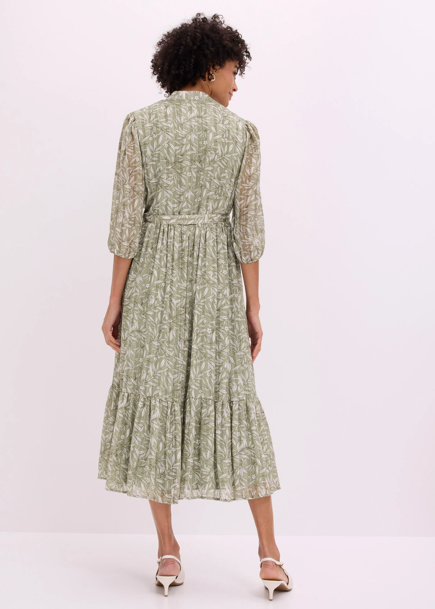 Robe en mousseline • vert pâle floral • Boutique bonprix