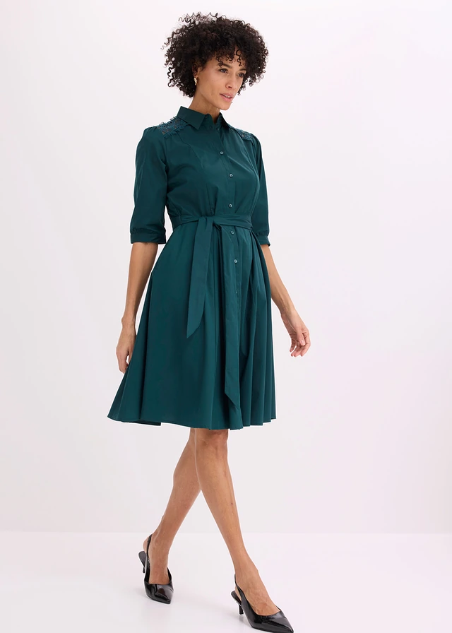 Robe-chemise avec dentelle et lien à nouer • vert profond • product-page.page-title-suffix