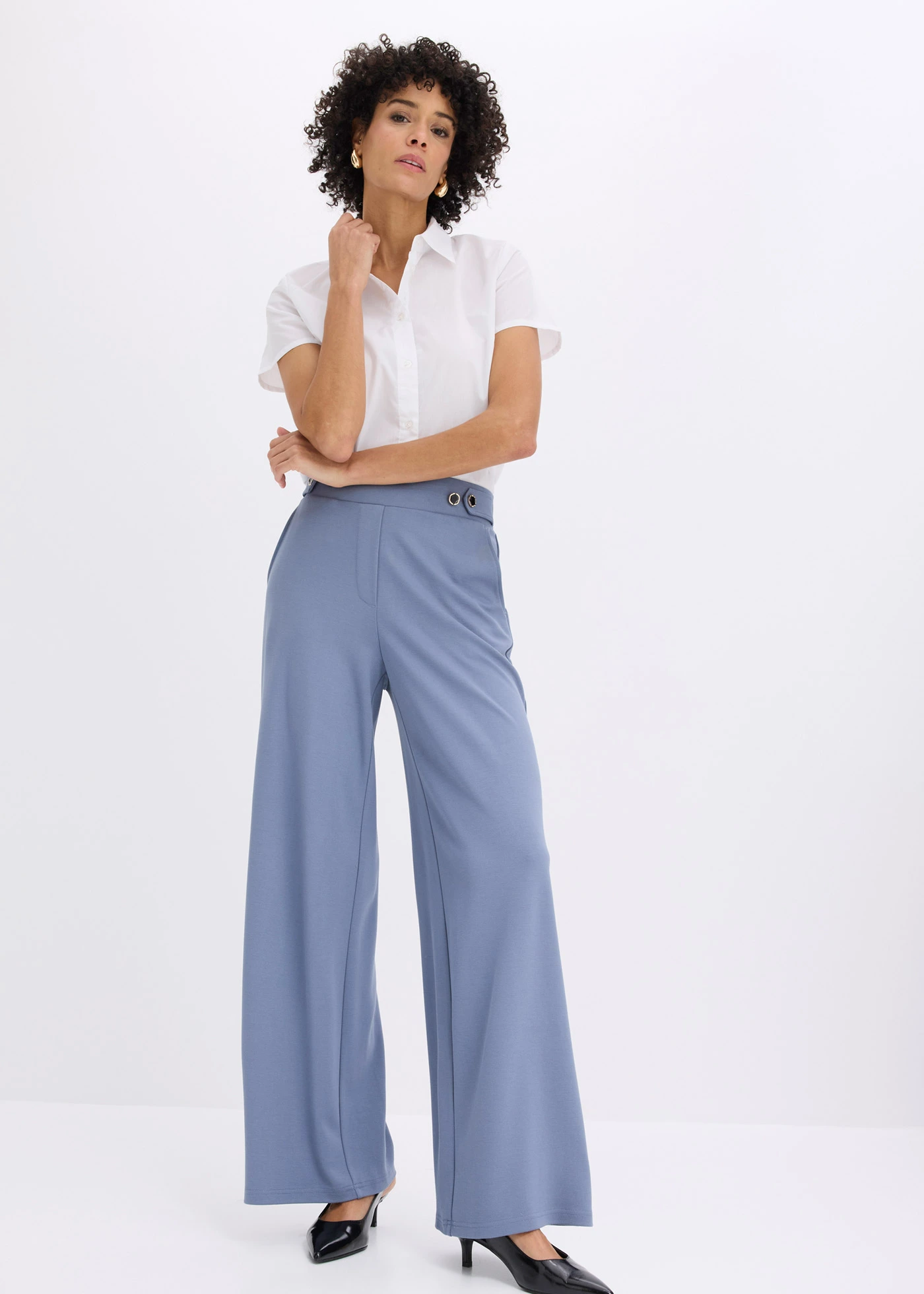 Pantalon en jersey à patte décorative • bleu fumé • Boutique bonprix
