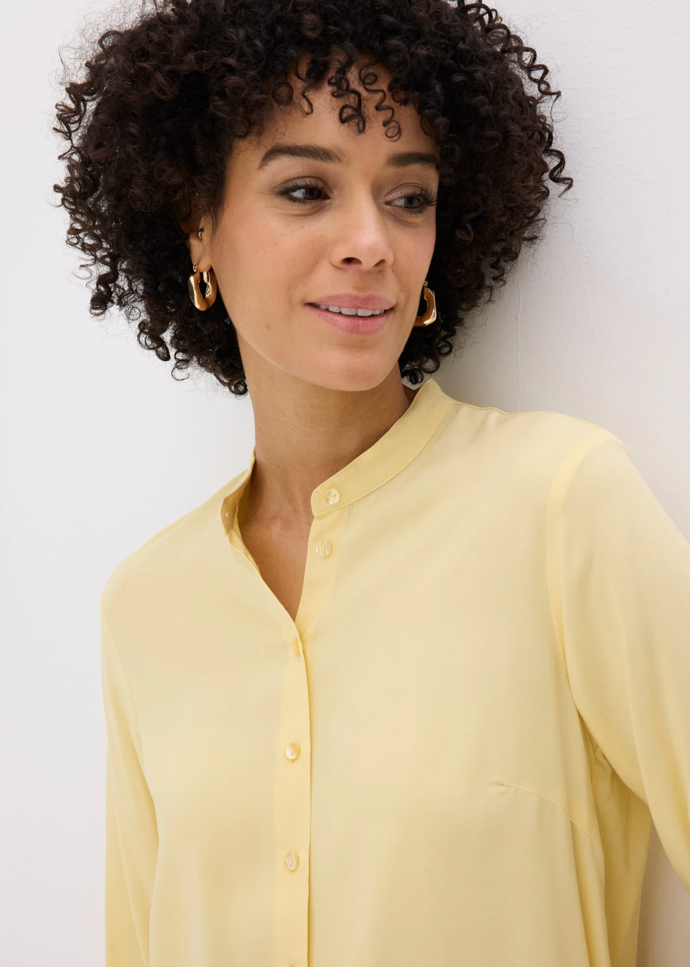 Lange blouse van viscose • lichtgeel • bonprix online shop