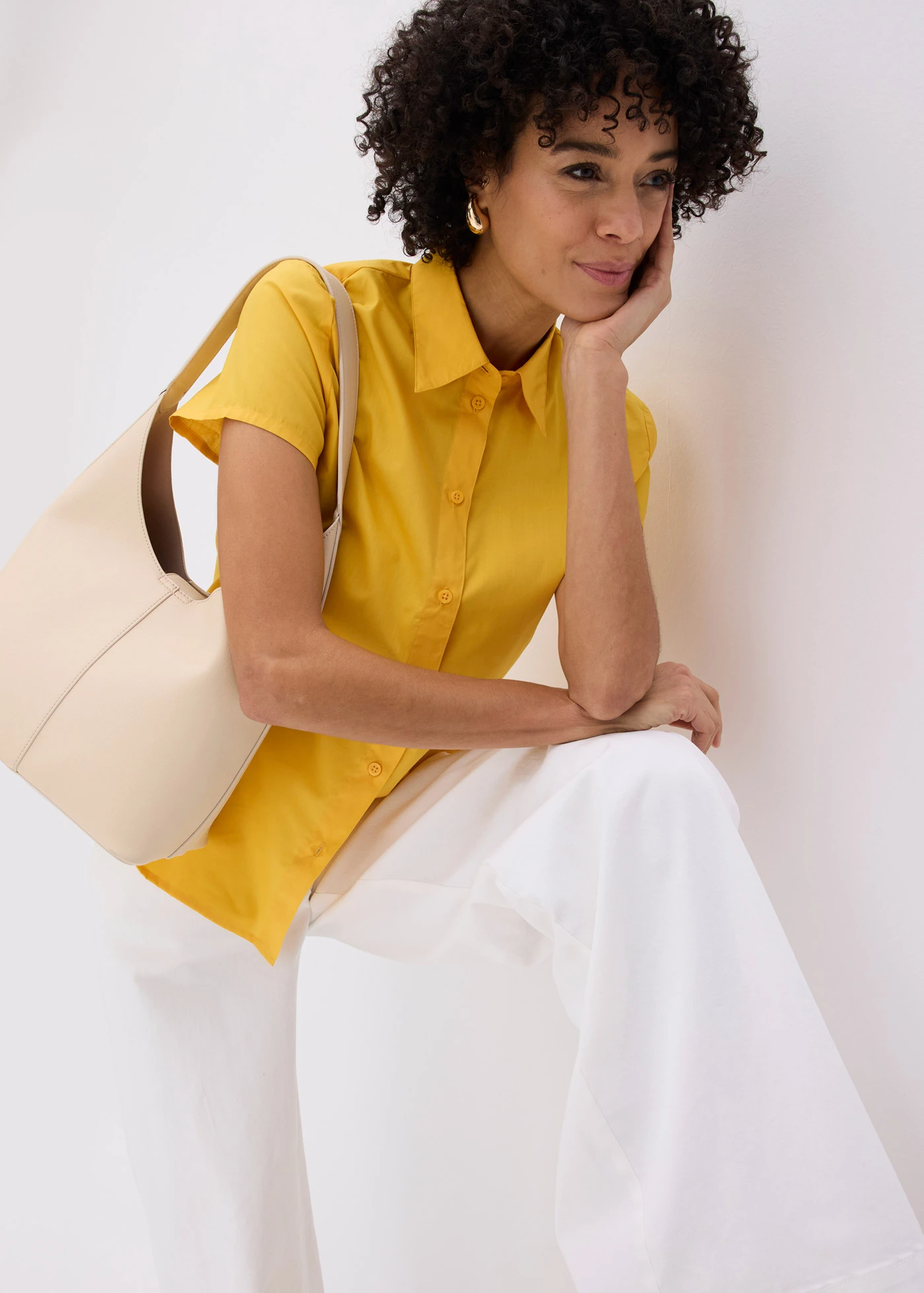 Popeline blouse met korte mouwen • saffraangeel • bonprix online shop