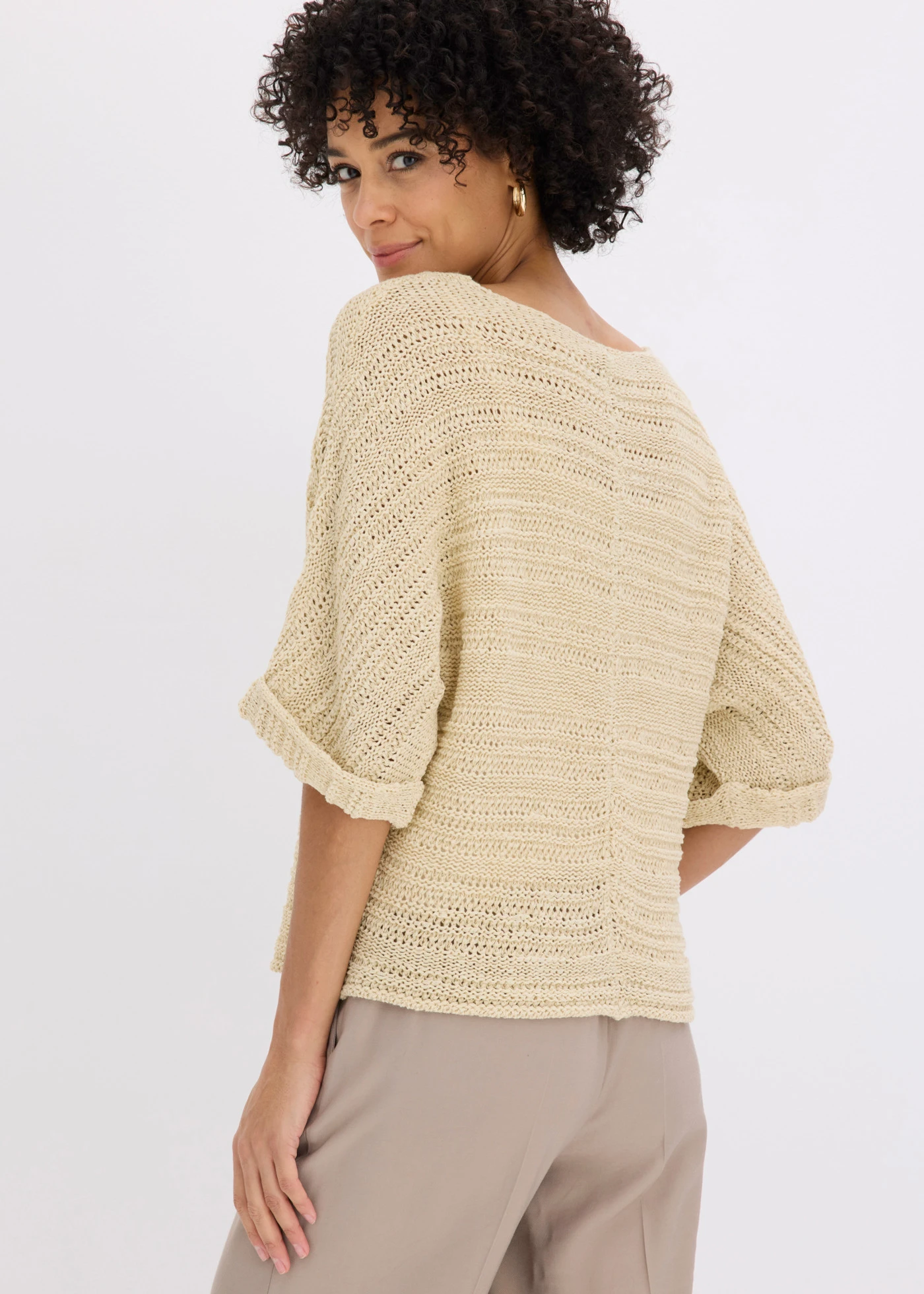 Pull en maille ajourée • sable clair • Boutique bonprix