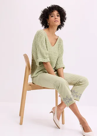 Gruby sweter z przędzy wstążkowej • bladozielony • sklep bonprix