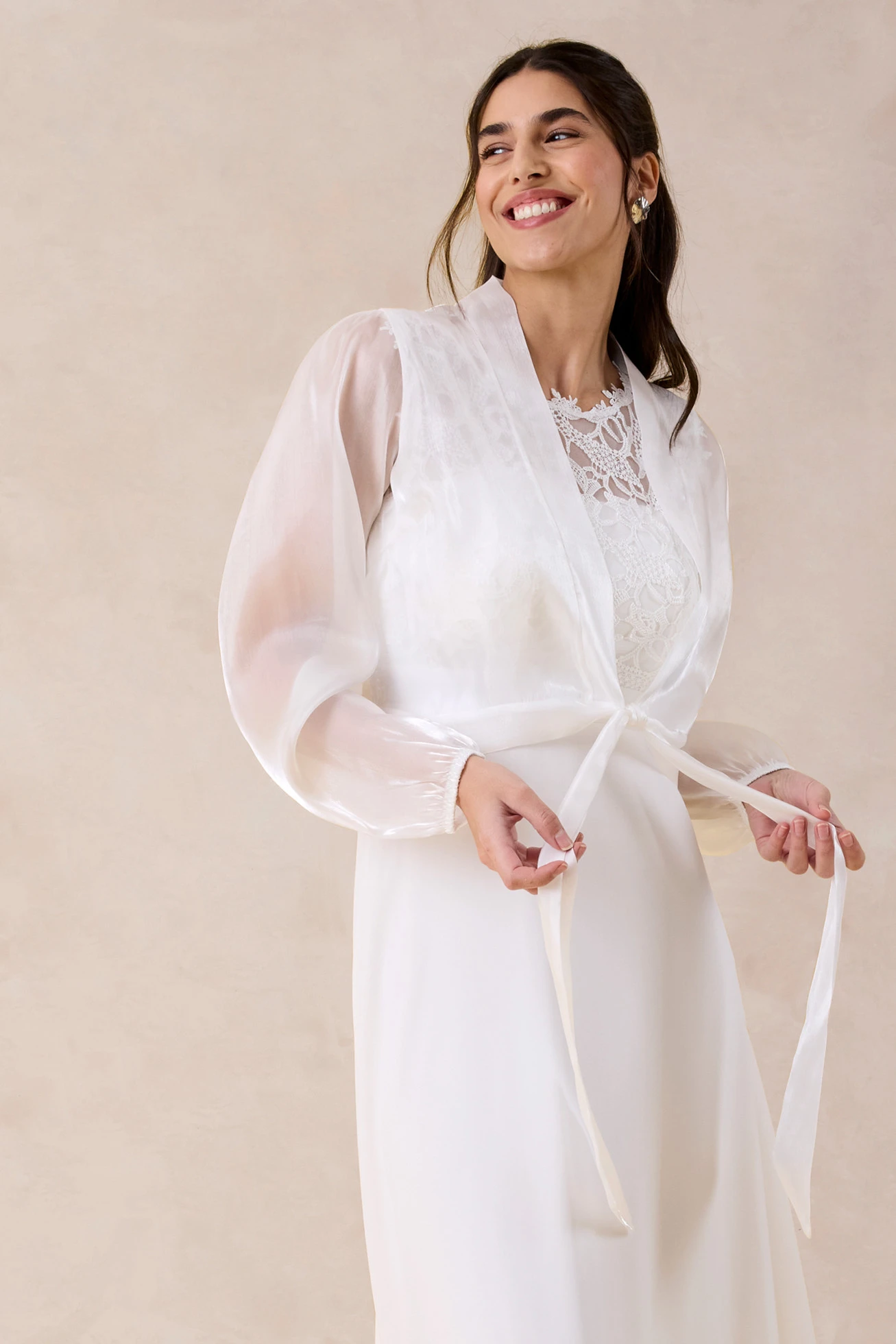 Bolero van fijne tule met strik • wolwit • bonprix online shop