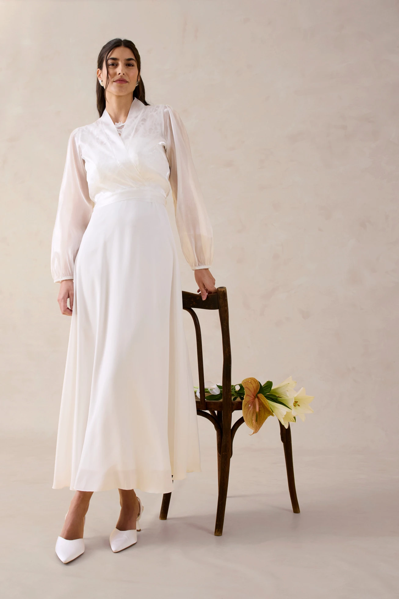 Boléro en tulle fin avec détail à nouer • ecru • Boutique bonprix