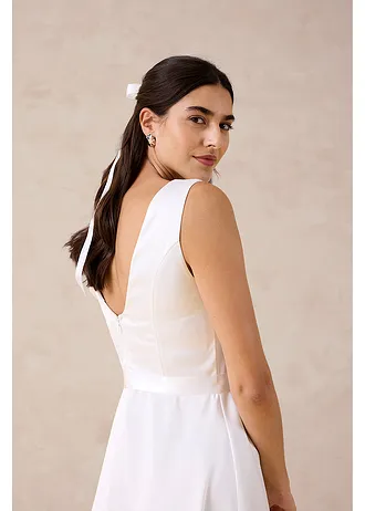 Rochie etui din satin lucios • ecru • magazin bonprix