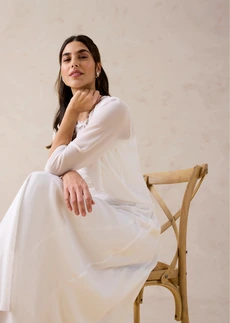 Bolero van elegant chiffon wolwit