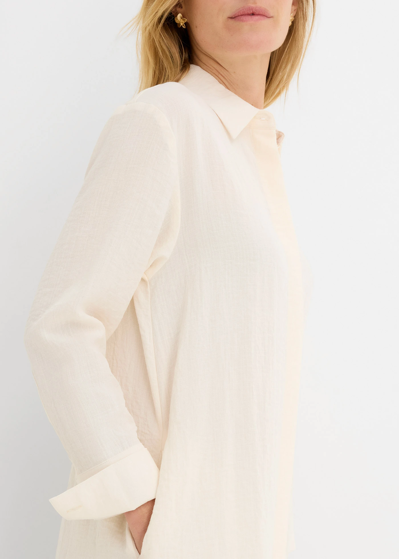 Lange blouse in een zachte viscosemix • wolwit • bonprix online shop