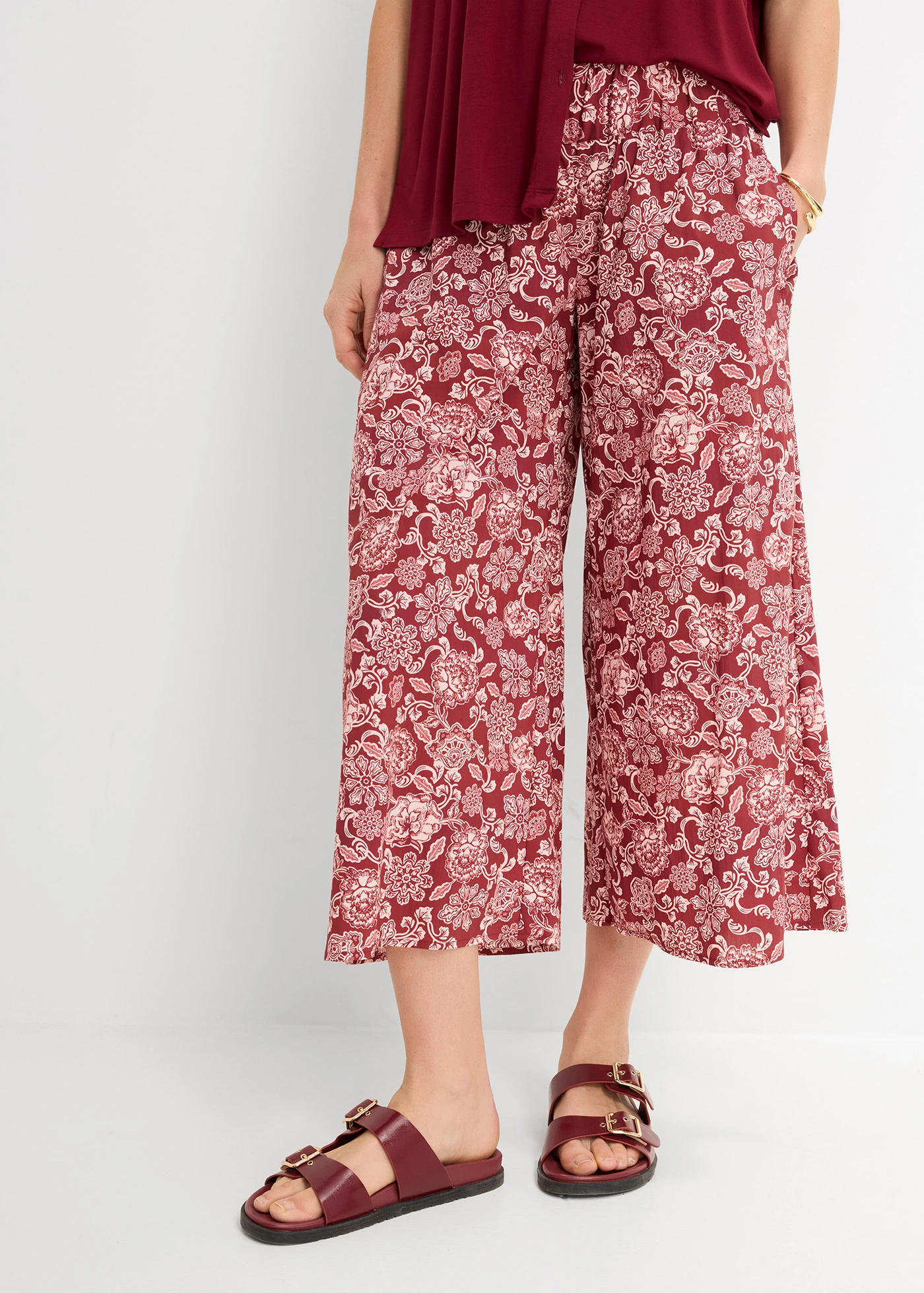 Jupe-culotte en popeline robuste • rouge rubis-rose clair imprimé • Boutique bonprix