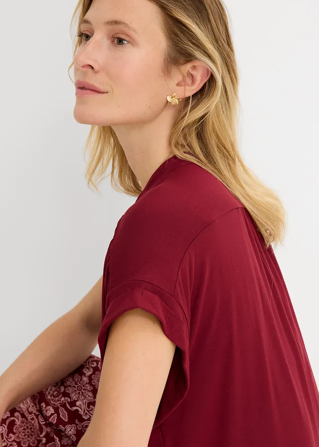 Blouse in een zachte viscosemix • robijnrood • product-page.page-title-suffix