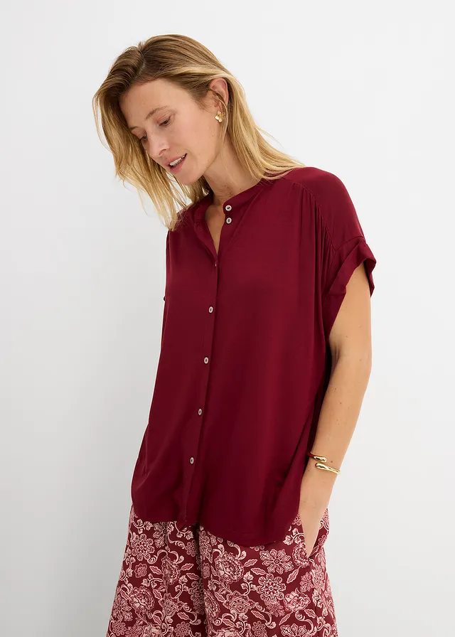 Blouse in een zachte viscosemix • robijnrood • product-page.page-title-suffix