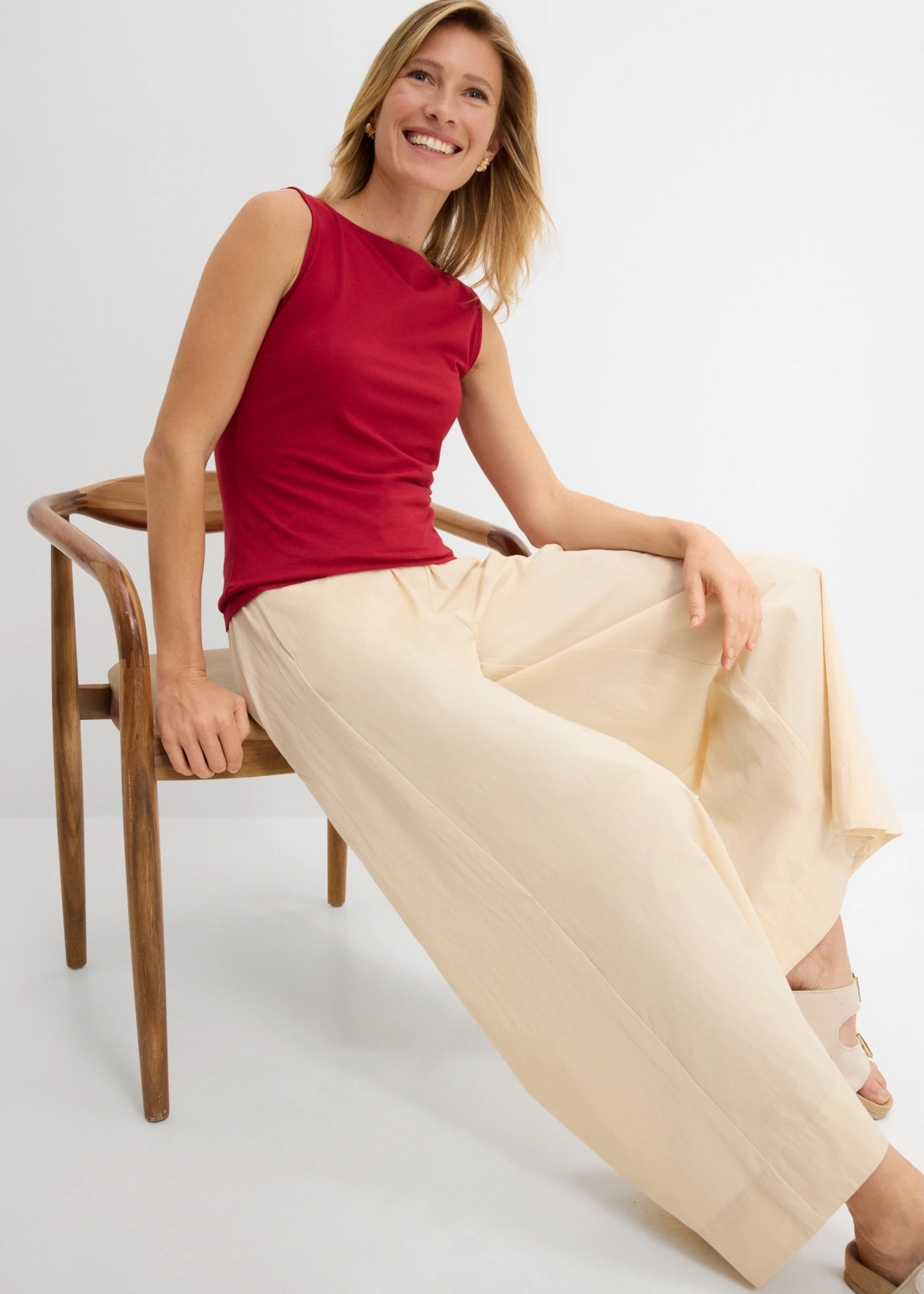 Pantaloni culotte din bumbac organic 100% • bej nisipiu mat • magazin bonprix