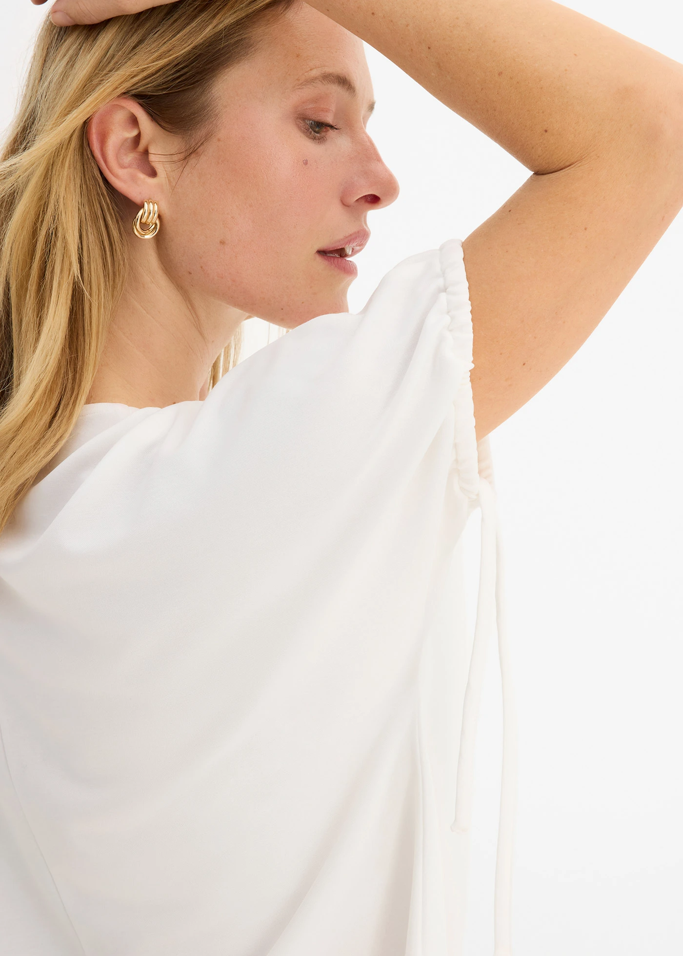 T-shirt ample en maille piquée robuste • ecru • Boutique bonprix