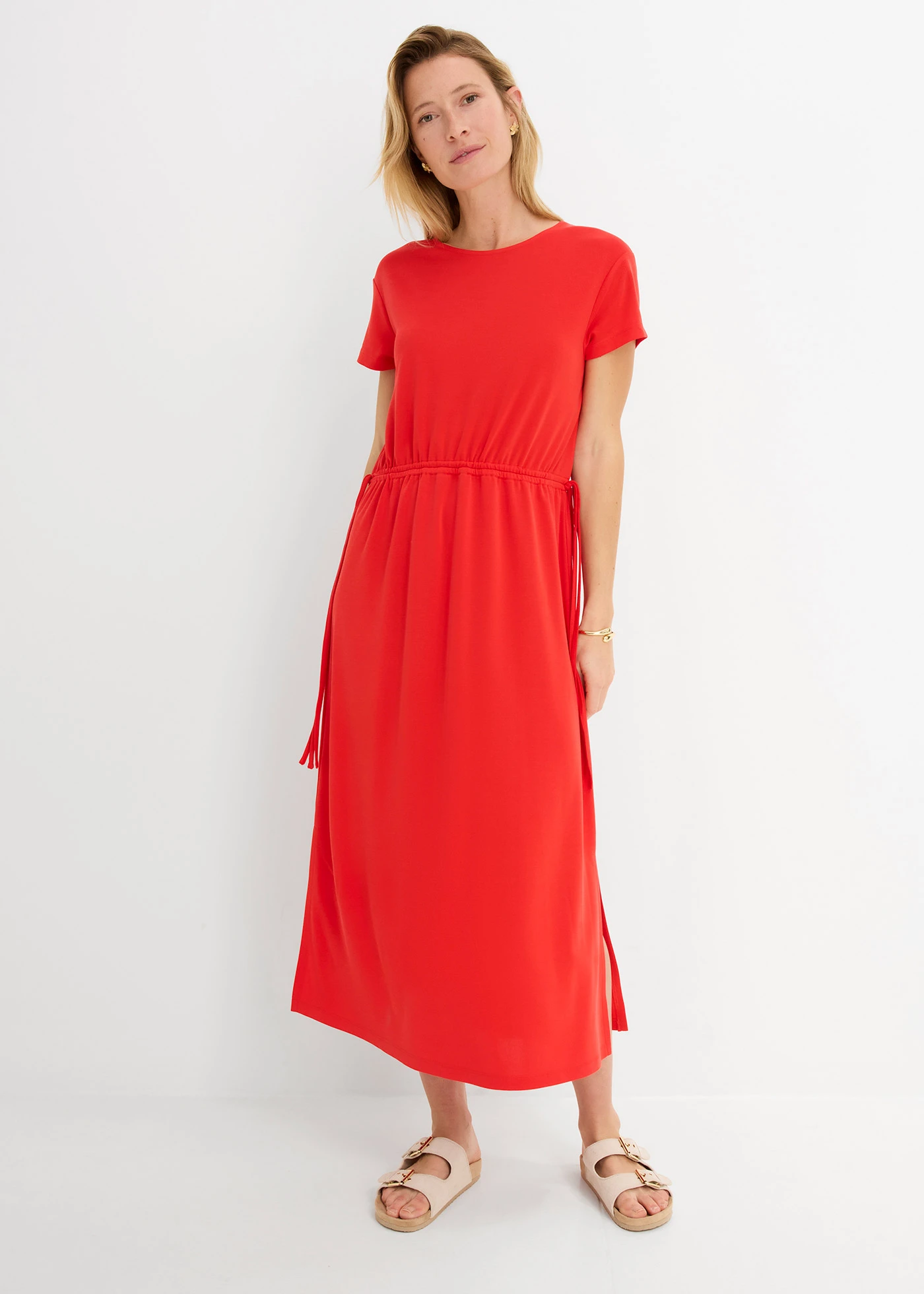 Rochie din tricot moale piqué • roșu-căpșună • magazin bonprix