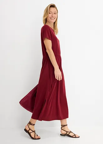 Robe douce en jersey piqué • rouge rubis • Boutique bonprix