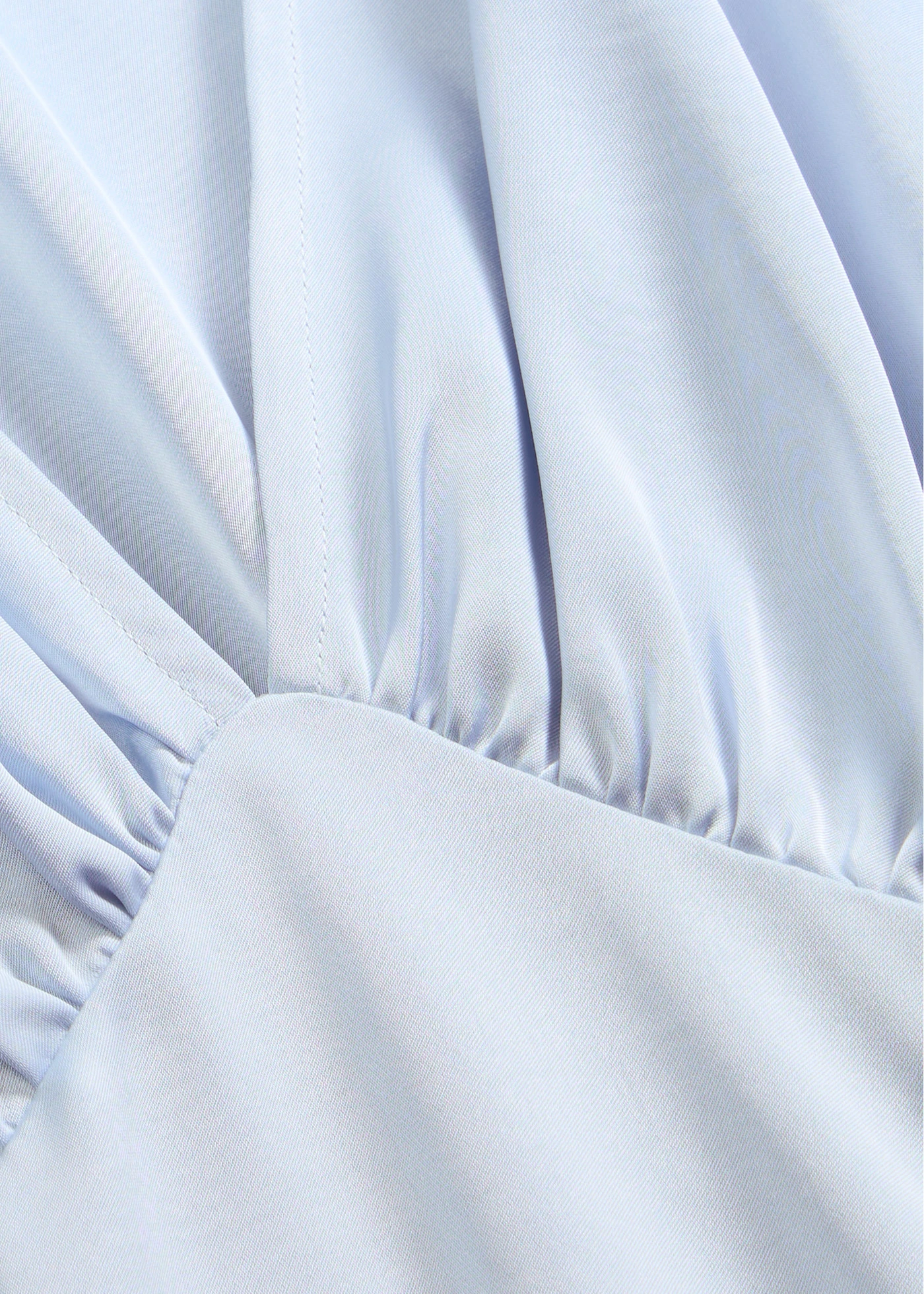 Midi jurk van glanzend satijn • poederblauw • bonprix online shop