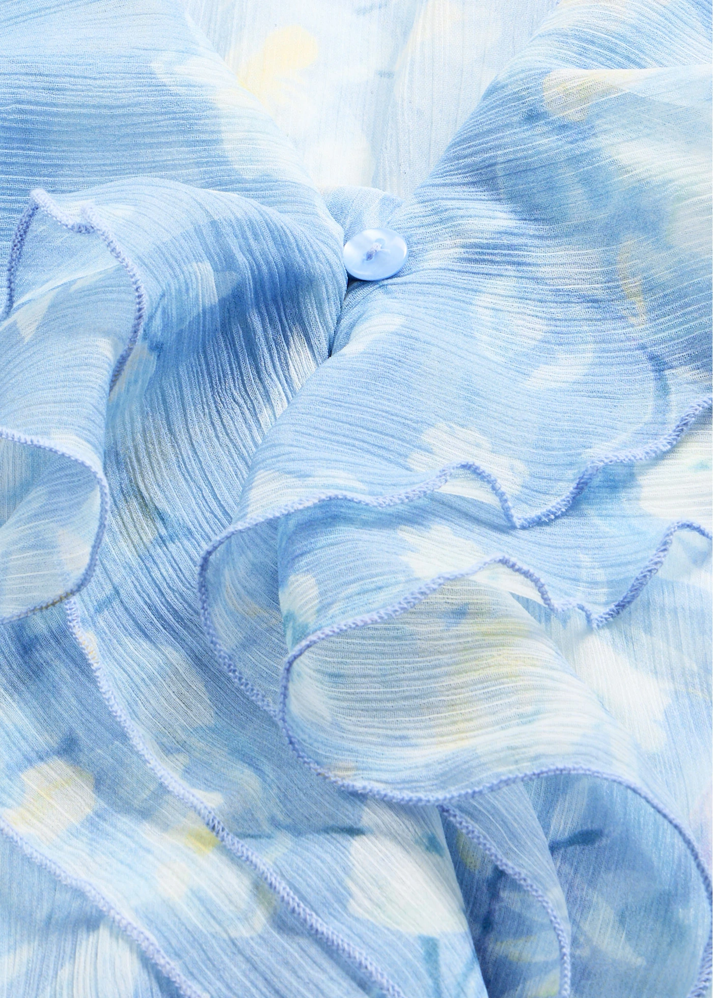 Chemisier en mousseline à volants • bleu poudré floral • Boutique bonprix