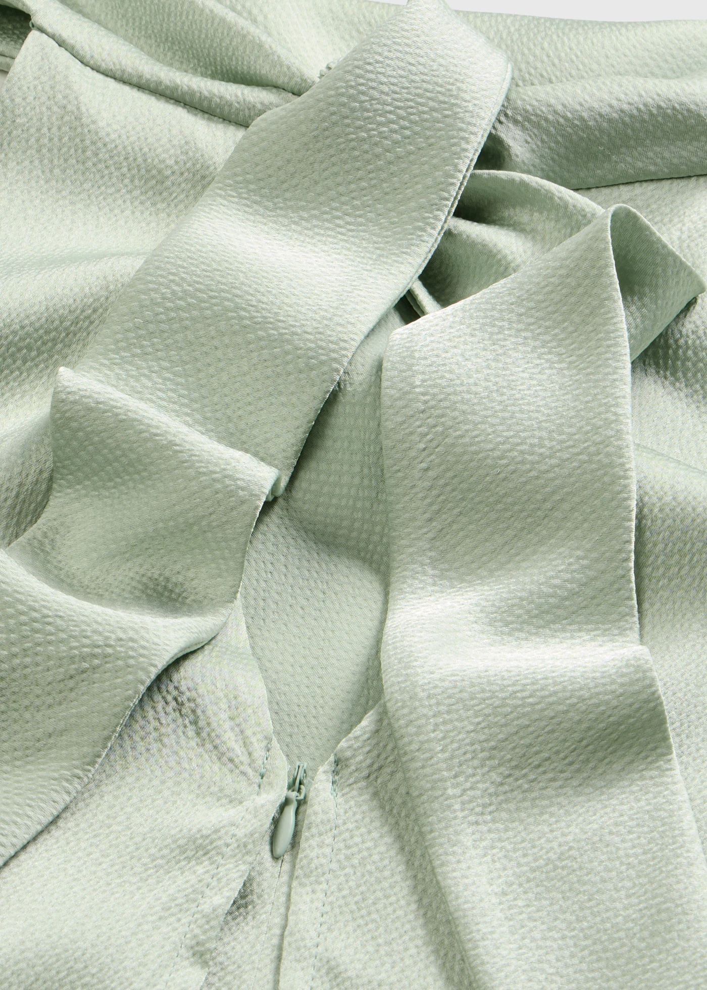 Combinaison en satin texturé • menthe cristal • Boutique bonprix