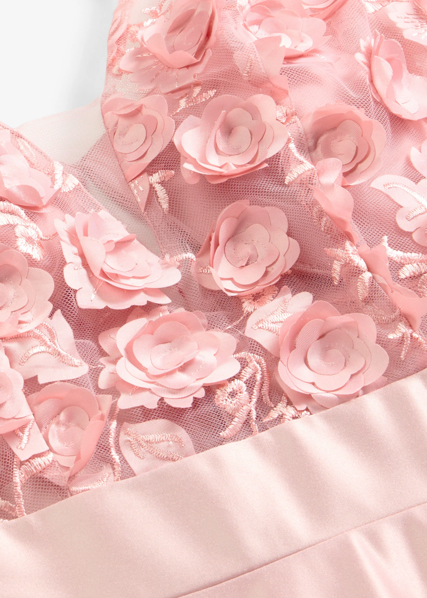 Robe de soirée en satin brillant avec fleurs appliquées • rose cendré • Boutique bonprix