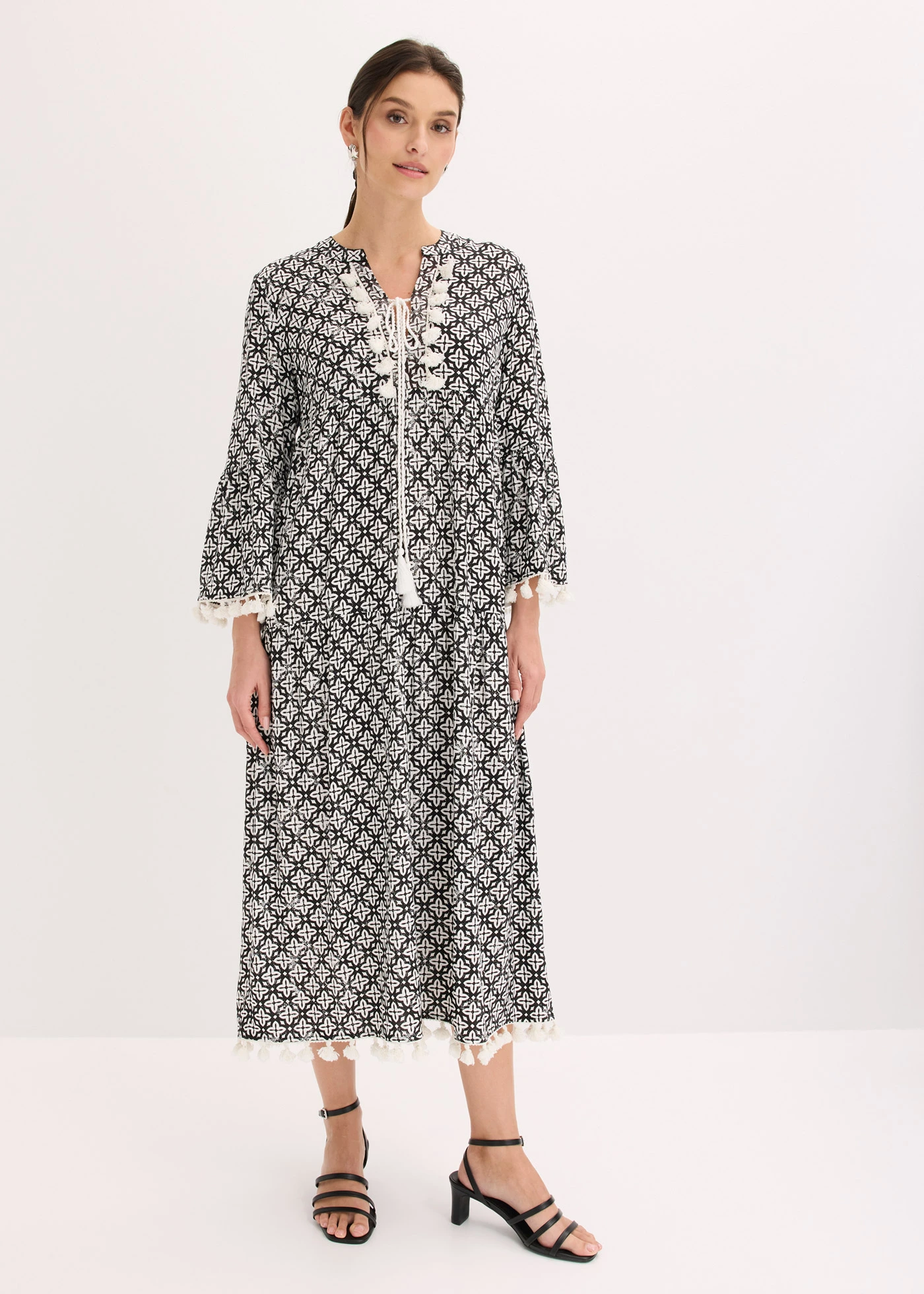 Rochie-tunică din viscoză fluidă • negru-ecru cu imprimeu • magazin bonprix