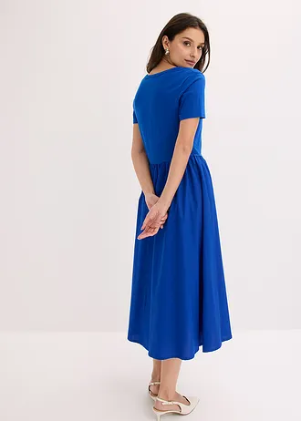 Robe manches courtes en jersey, poches sur les côtés • bleu cobalt • Boutique bonprix