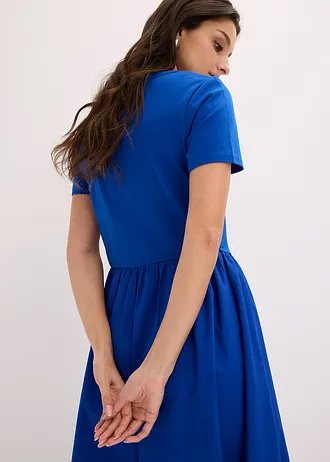 Rochie din jerse cu mâneci scurte și buzunare, din mix de materiale • bleumarin • magazin bonprix