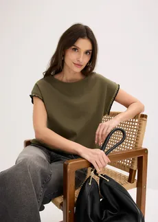 T-shirt en coton à bordure contrastante • olive foncé • Boutique bonprix