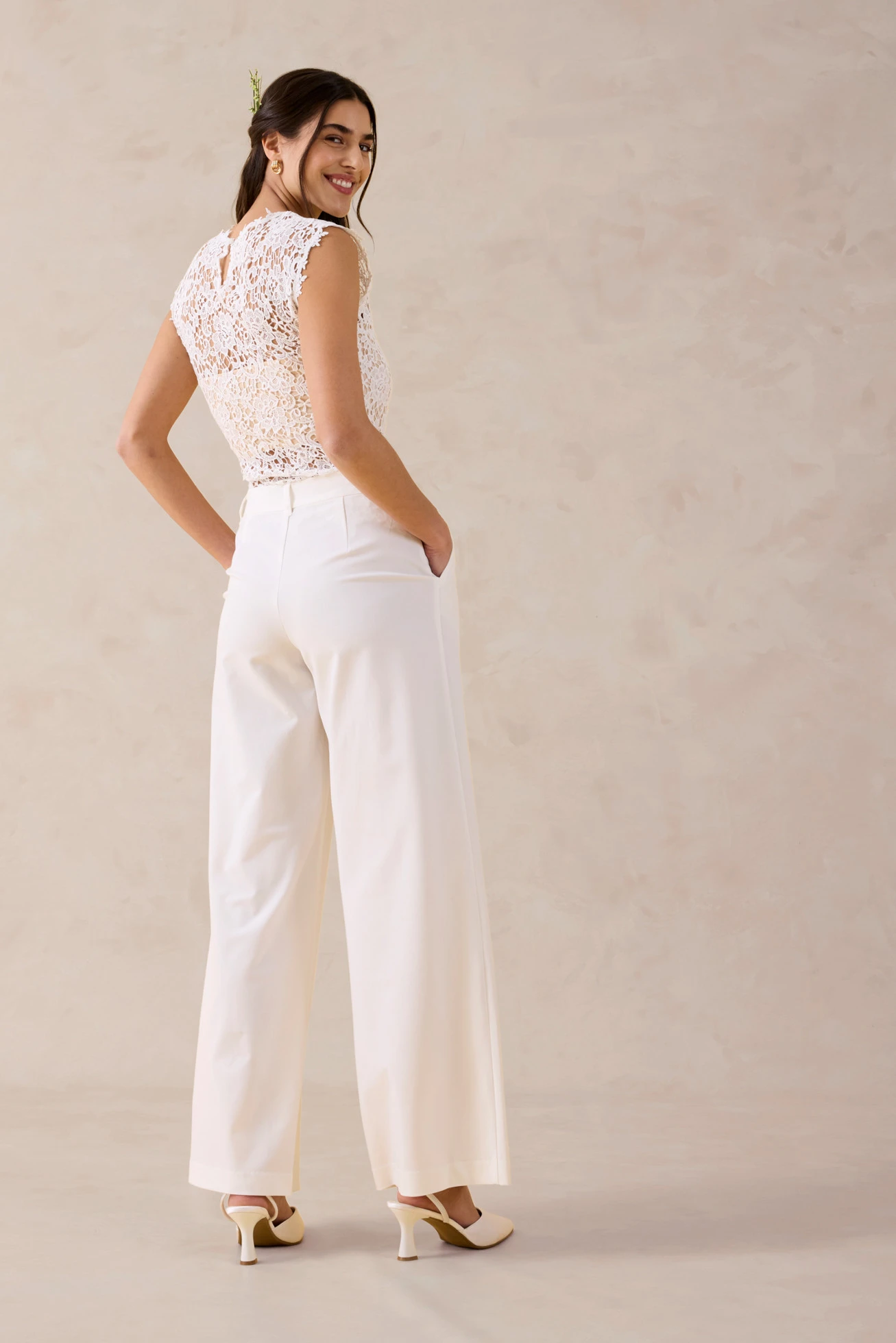 Pantalon large à pinces • ecru • Boutique bonprix