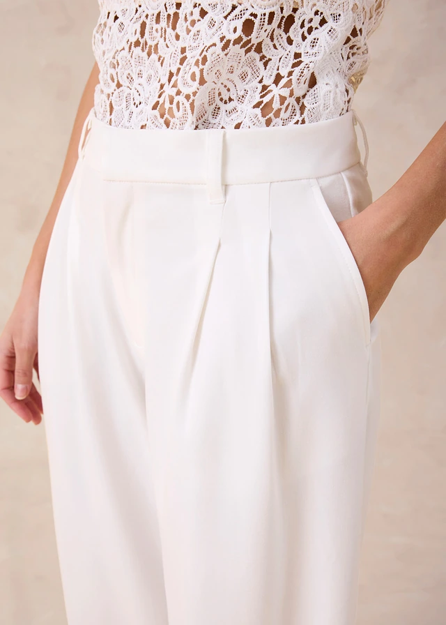 Marlene Dietrich broek • wolwit • product-page.page-title-suffix
