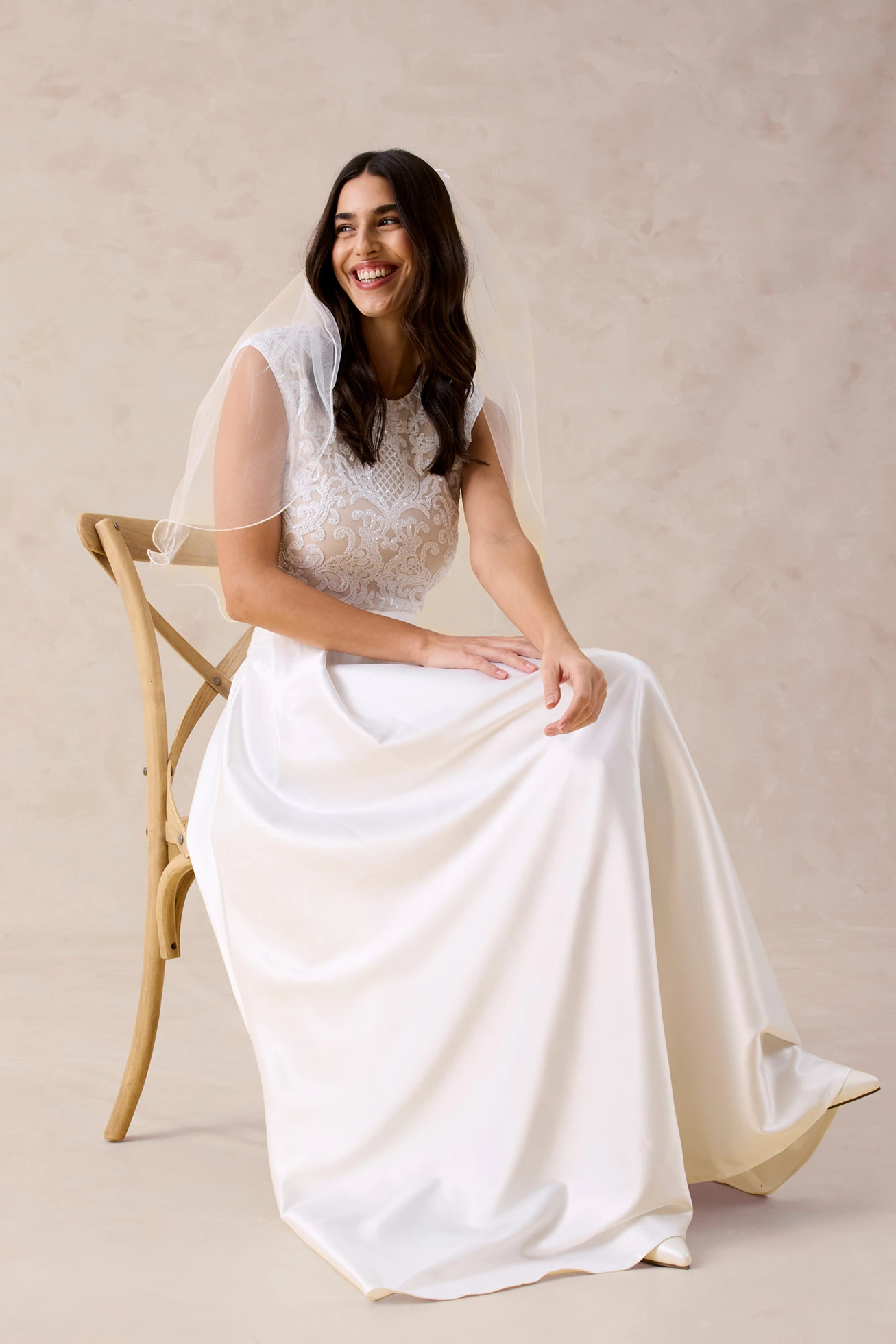 Maxi rok van glanzend satijn • wolwit • bonprix online shop