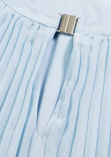 Mini jurk van fijn chiffon met plissé, Kleur: poederblauw