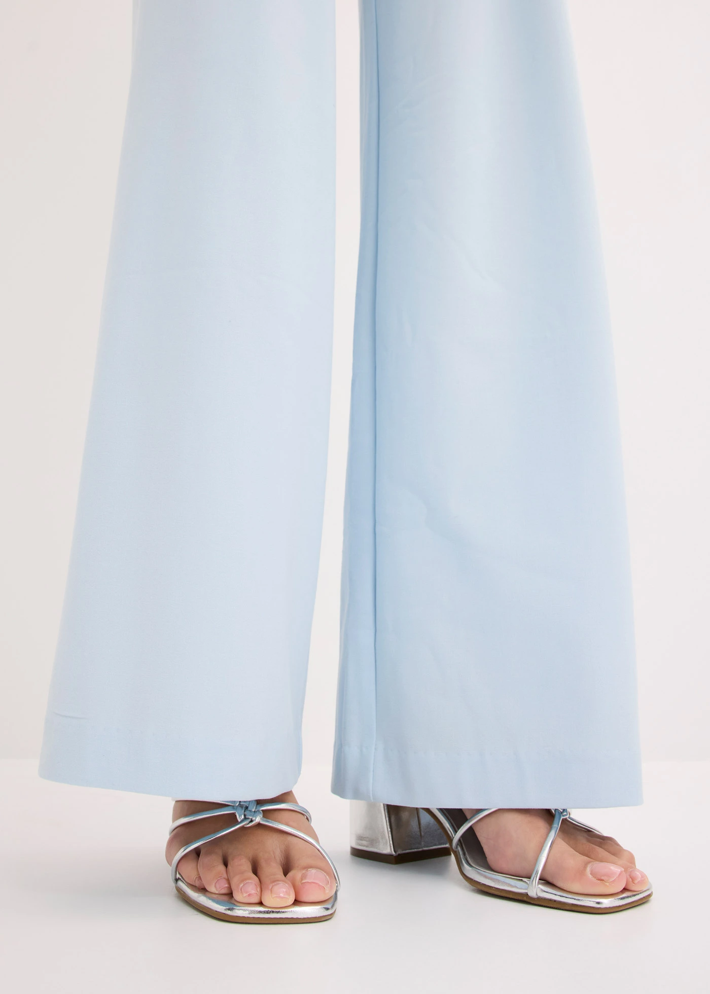 Kalhoty Marlene • pudrově modrá • bonprix obchod