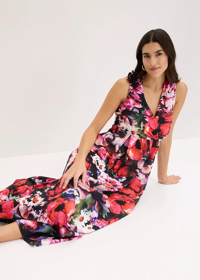 Robe de soirée en crêpe texturé avec fleur appliquée • noir floral • product-page.page-title-suffix