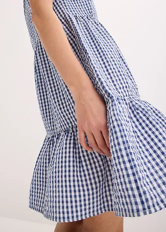 Robe courte en seersucker • écru-bleu foncé carreaux • Boutique bonprix