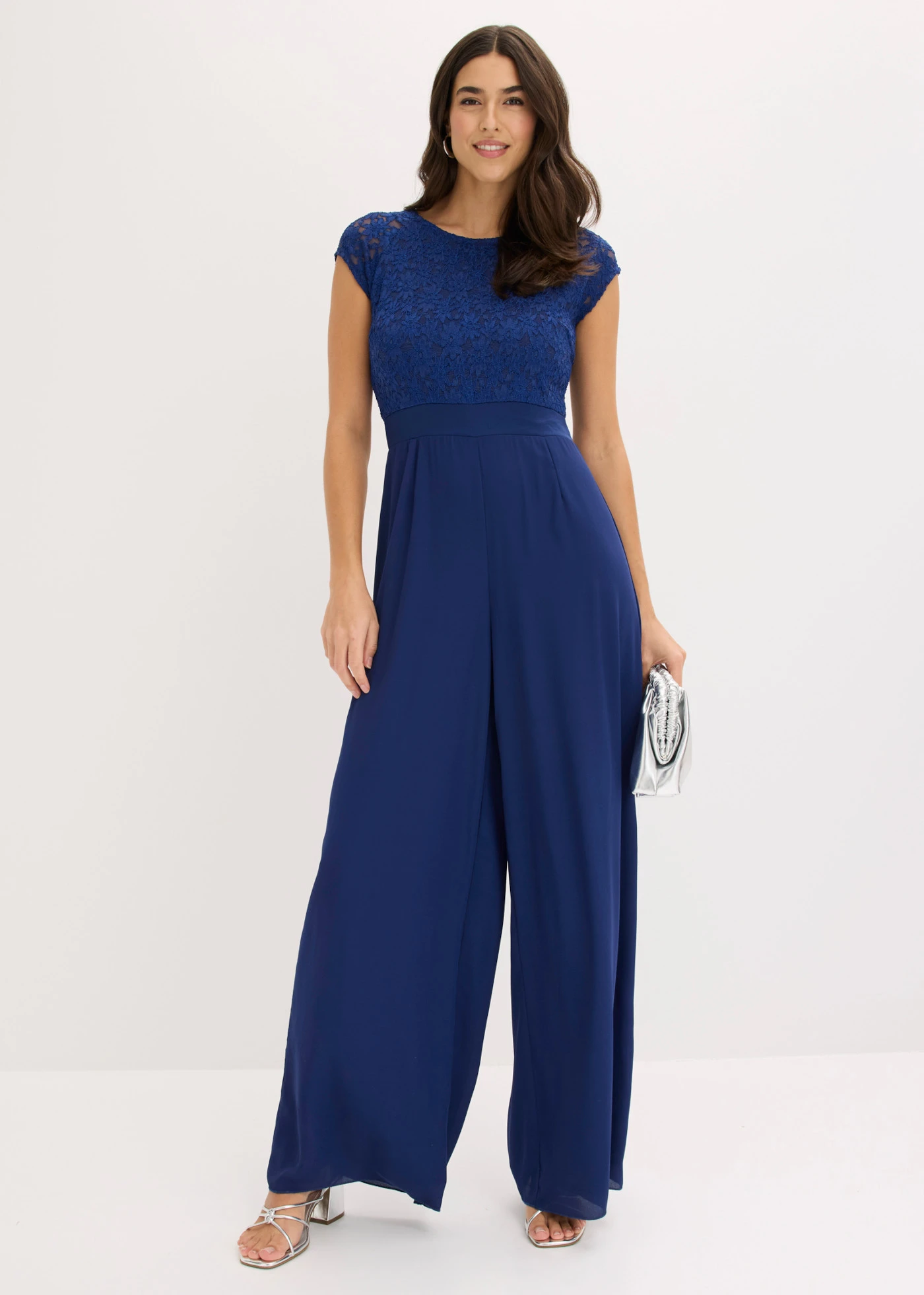 Jumpsuit van fijne chiffon met kant • middernachtblauw • bonprix online shop