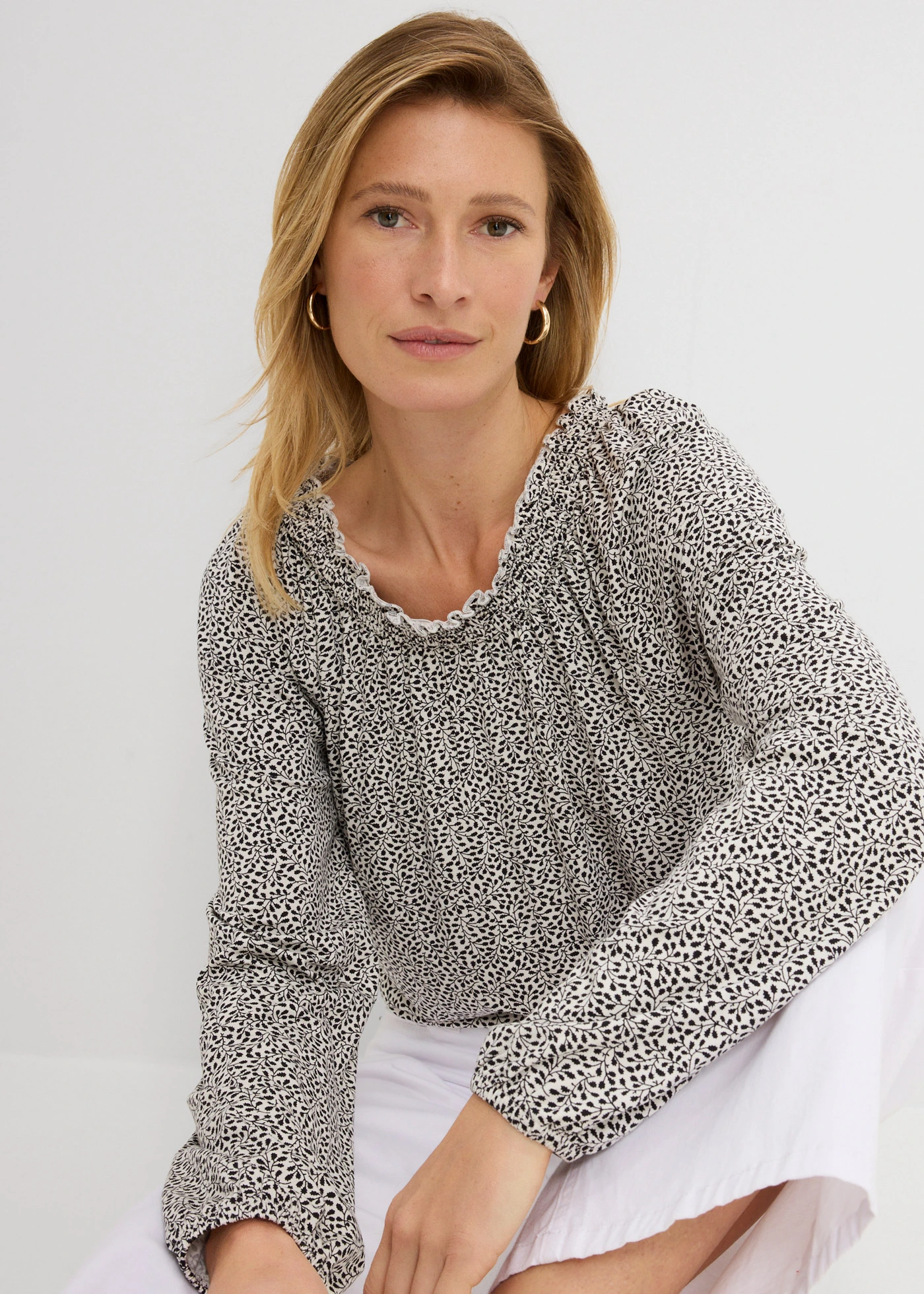 Longsleeve in een viscosemix • wolwit-zwart • bonprix online shop