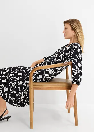 Maxi zomerjurk van soepele viscose • zwart/wolwit gebloemd • bonprix online shop