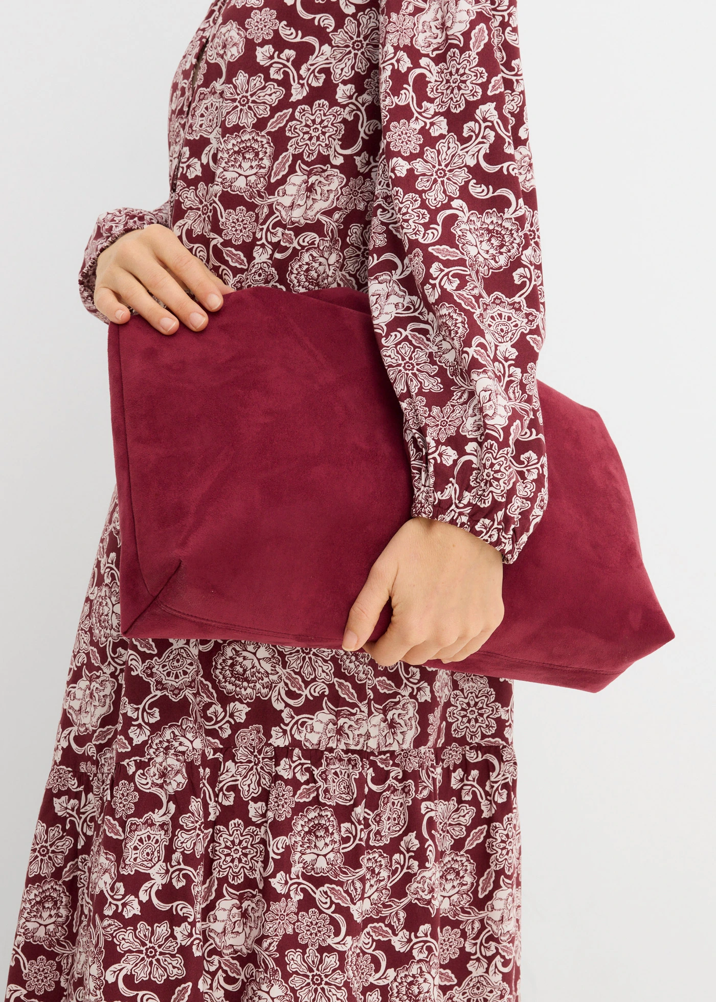 Rochie tip tunică din viscoză fluidă • roșu-rubiniu-roz pal cu imprimeu • magazin bonprix