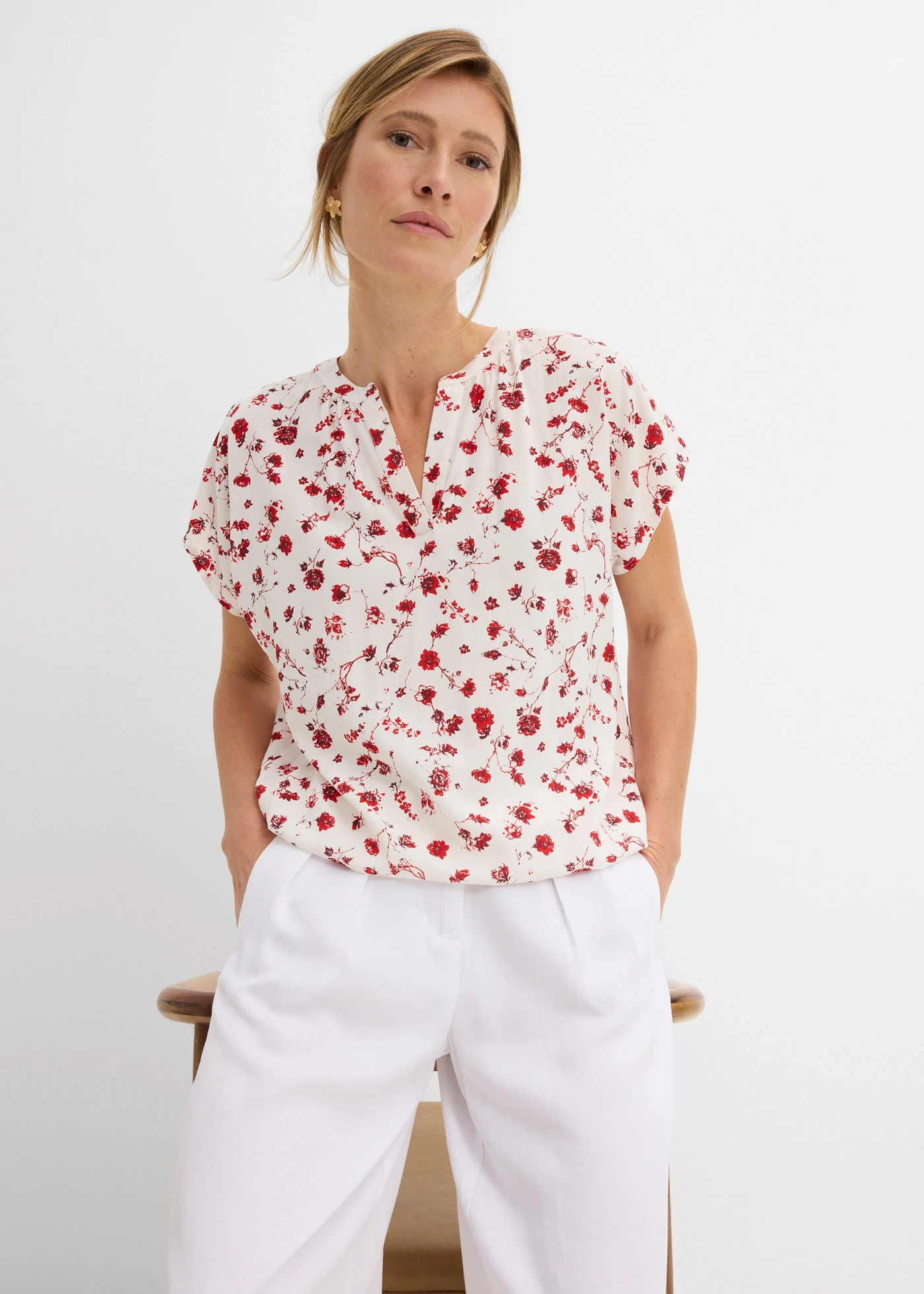 Blouse en viscose fluide • écru floral • Boutique bonprix